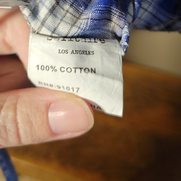 Solitaire Large distressed plaid western embroidered peal button down longsleeve - Picture 10 of 11